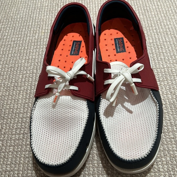 Swims shoes. Amazing condition, worn twice. - Picture 3 of 3